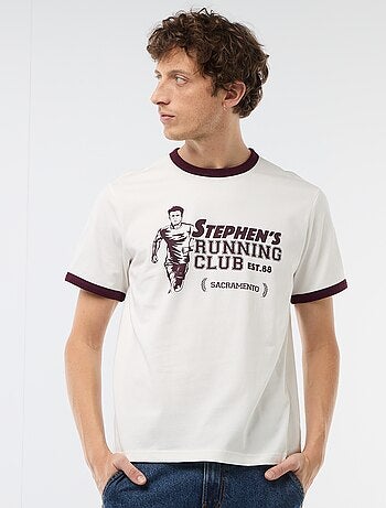 Camiseta estampada con ribete en contraste