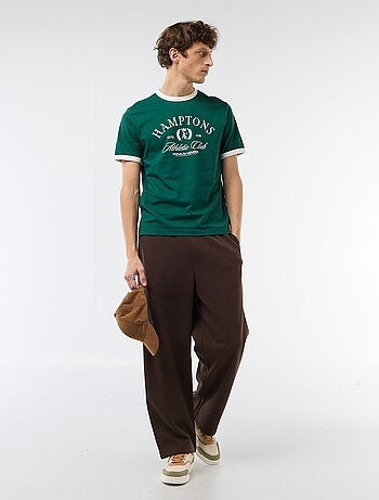 Camiseta estampada con ribete en contraste