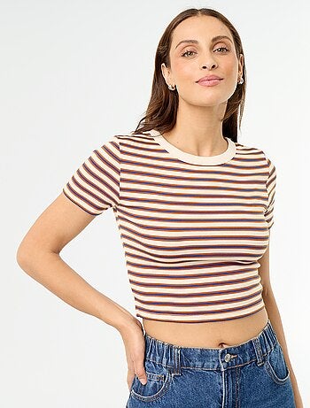 Camiseta estampada de manga corta con diseño