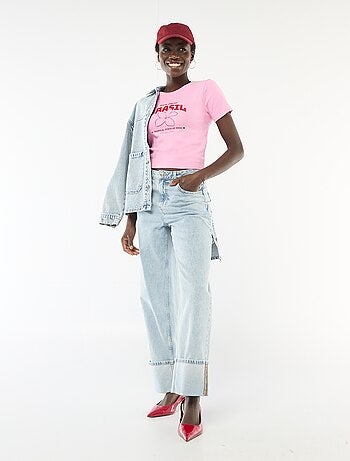 Camiseta estampada de manga corta con diseño