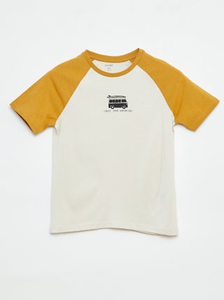 Camiseta estampada de manga corta raglán