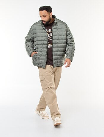 Camiseta estampada de manga corta y cuello redondo