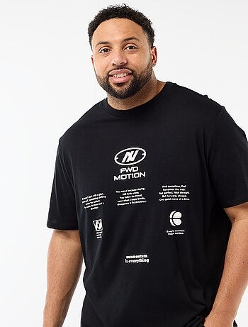 Camiseta estampada de manga corta y cuello redondo