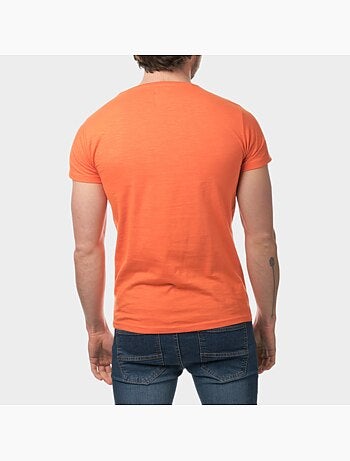 Camiseta estampada en el pecho