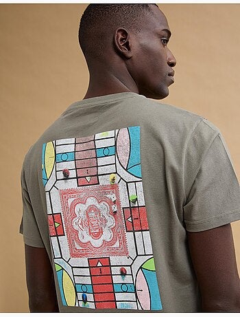 Camiseta estampada, mo fashion