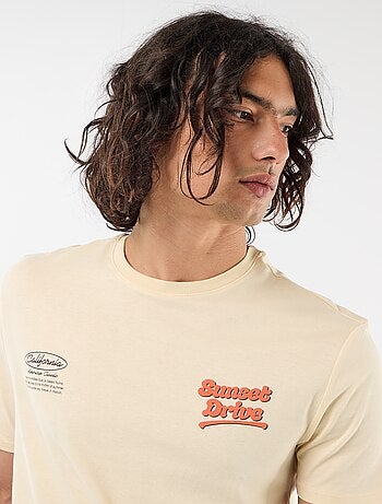 Camiseta estampada por delante y por detrás de manga corta