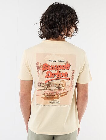 Camiseta estampada por delante y por detrás de manga corta