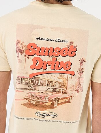 Camiseta estampada por delante y por detrás de manga corta