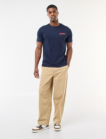 Camiseta estampada 'Sakamoto Days' de manga corta