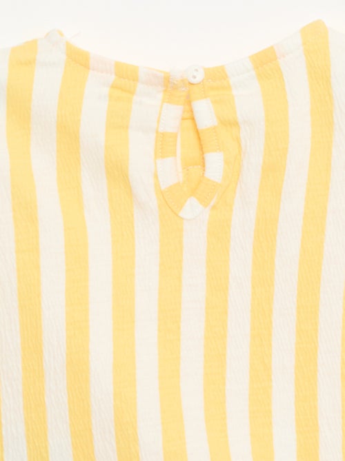 Camiseta estampada y con volantes - Kiabi