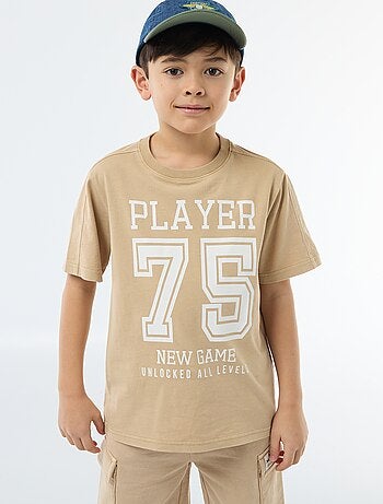 Camiseta estilo baloncesto