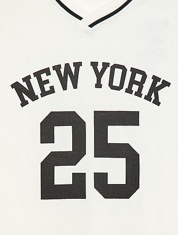 Camiseta estilo baseball