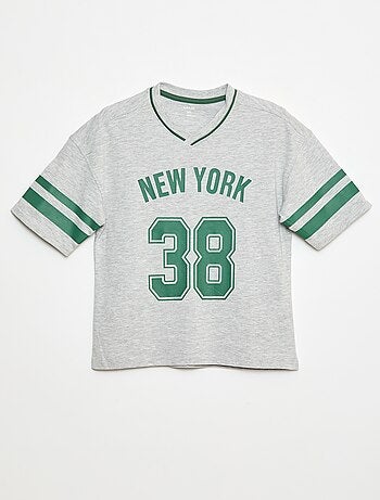 Camiseta estilo baseball