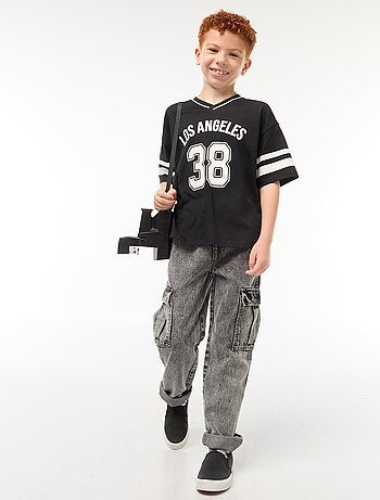 Camiseta estilo baseball