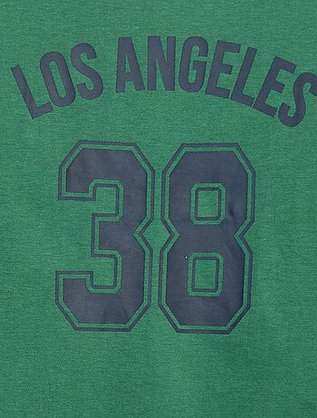 Camiseta estilo baseball