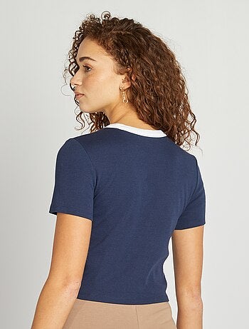 Camiseta estilo campus