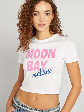 Camiseta estilo campus