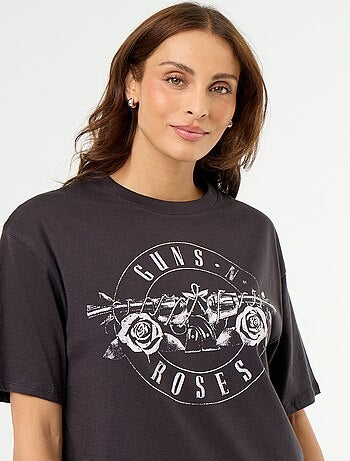Camiseta \'Guns N\'Roses\' de manga corta estampada por delante y por detrás