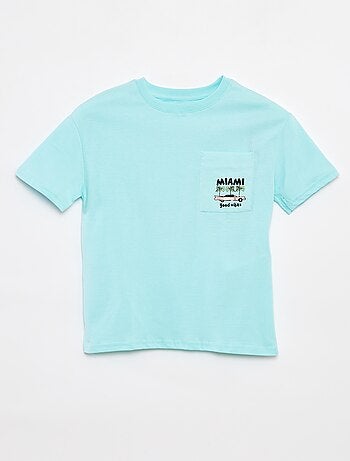 Camiseta holgada con bolsillo en el pecho