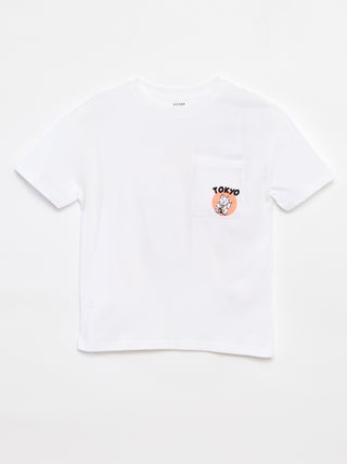 Camiseta holgada con bolsillo en el pecho