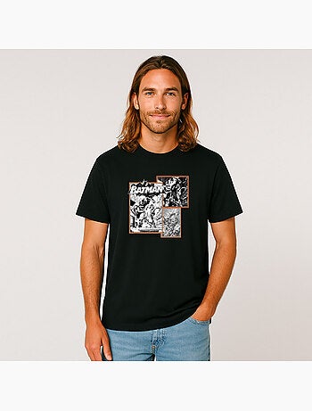 Camiseta Hombre - BATMAN'S BATSUIT AIDS IN HIS COMBAT AGAINST ENEMIES