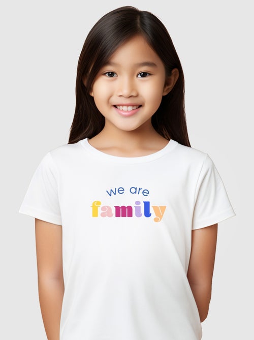 Camiseta infantil WE ARE FAMILY - Kiabi
