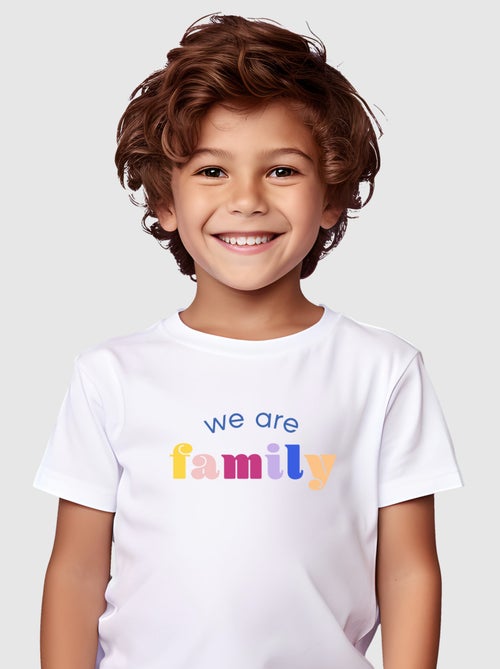 Camiseta infantil WE ARE FAMILY - Kiabi