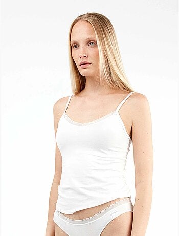 Camiseta interior de tirantes con detalle de encaje, en tejido modal