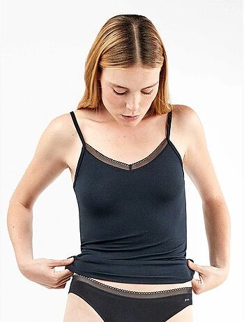 Camiseta interior de tirantes con detalle de encaje, en tejido modal
