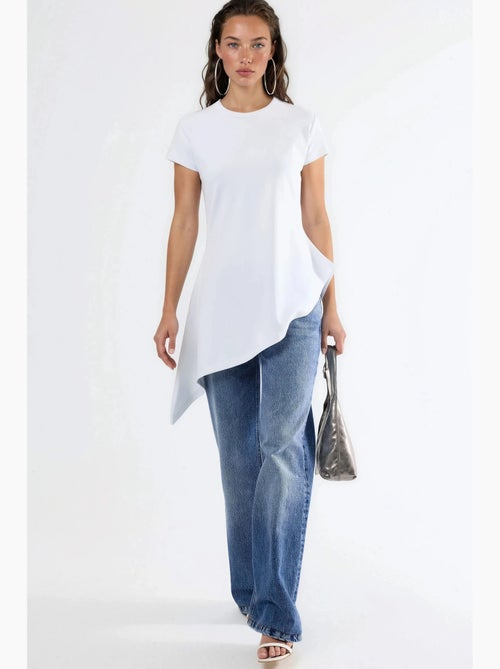 Camiseta larga de mezcla de algodón con cuello redondo busem - Kiabi Camiseta larga de mezcla de algodón con cuello redondo busem - Kiabi