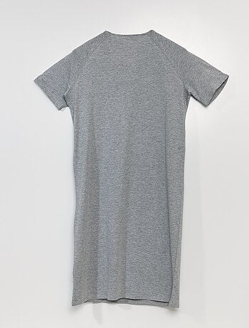 Camiseta largo medio con automáticos en los hombros - Fácil de Poner