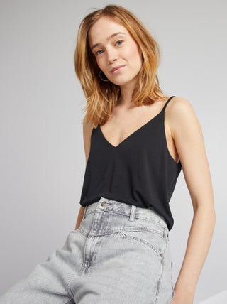 Camiseta ligera de tirantes
