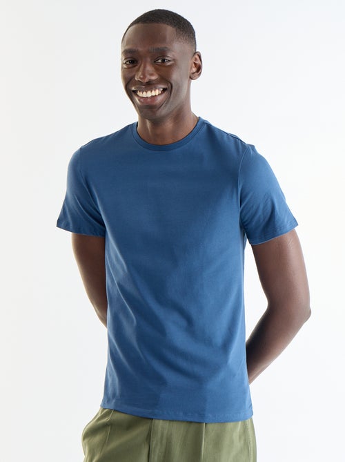 Camiseta lisa - Slim fit - Kiabi Camiseta lisa - Slim fit - Kiabi