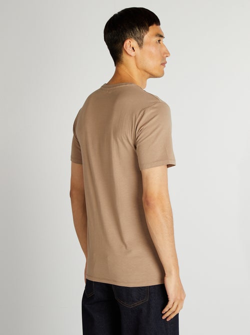 Camiseta lisa - Slim fit - Kiabi Camiseta lisa - Slim fit - Kiabi