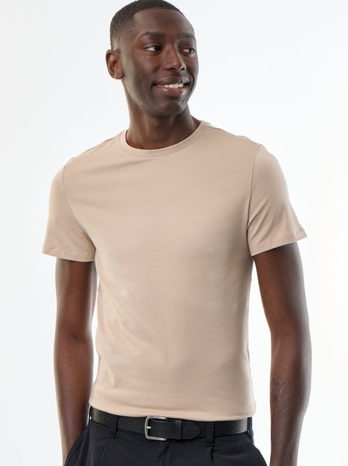 Camiseta lisa - Slim fit - Kiabi Camiseta lisa - Slim fit - Kiabi