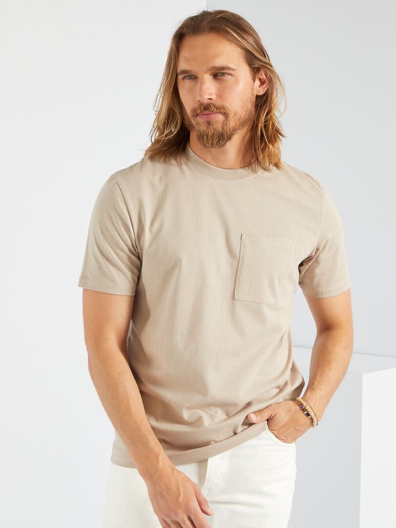 Camiseta lisa con bolsillo en el pecho beige - Kiabi