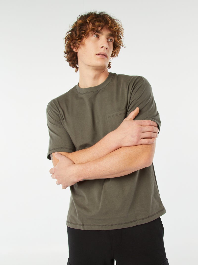 Camiseta lisa con bolsillo en el pecho KAKI - Kiabi