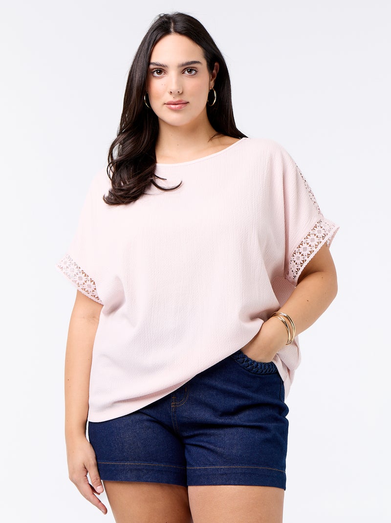 Camiseta lisa con bordado y macramé en las mangas Rosa - Kiabi