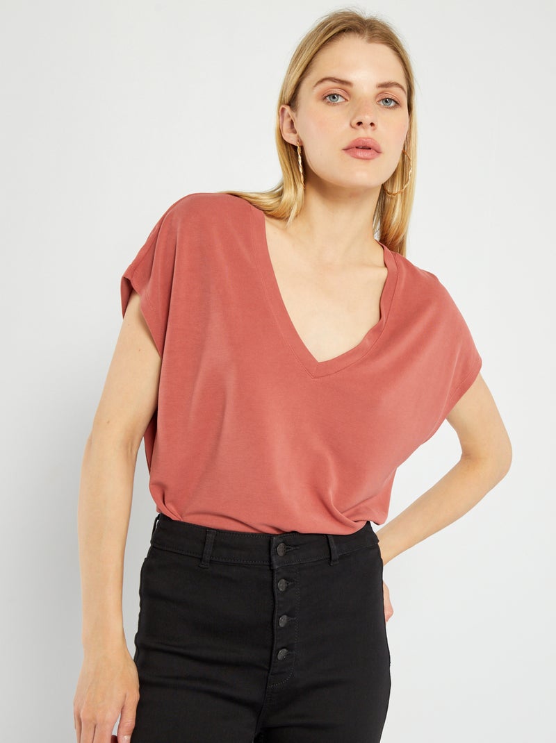 Camiseta lisa con cuello de pico ROJO - Kiabi