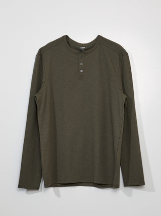 Camiseta lisa con cuello panadero
