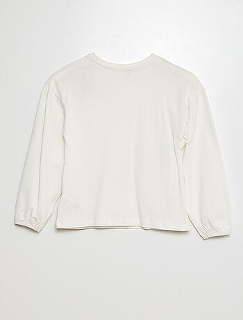 Camiseta lisa con frunces en los hombros
