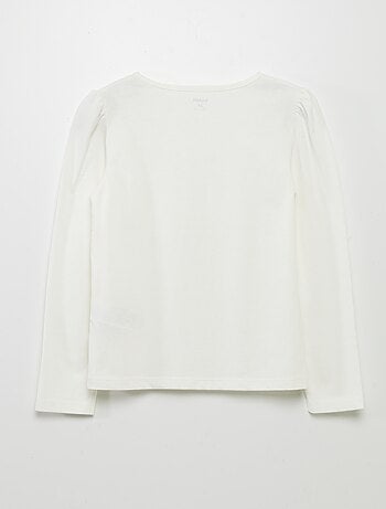 Camiseta lisa con hombros fruncidos