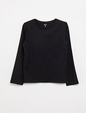 Camiseta lisa con hombros fruncidos