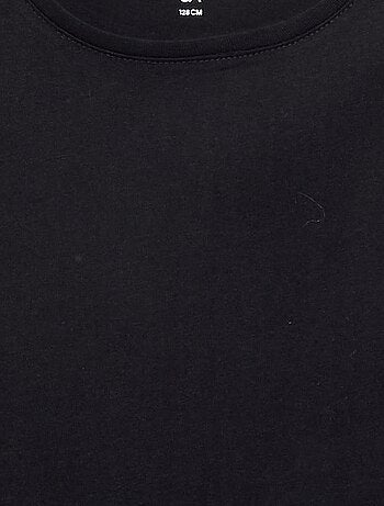 Camiseta lisa con hombros fruncidos