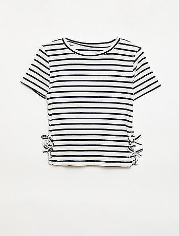 Camiseta lisa con nudos originales