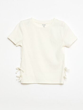 Camiseta lisa con nudos originales