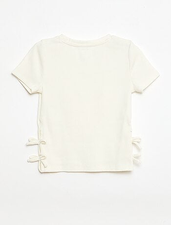 Camiseta lisa con nudos originales