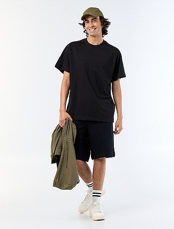 Camiseta lisa de corte cómodo / oversize de manga corta