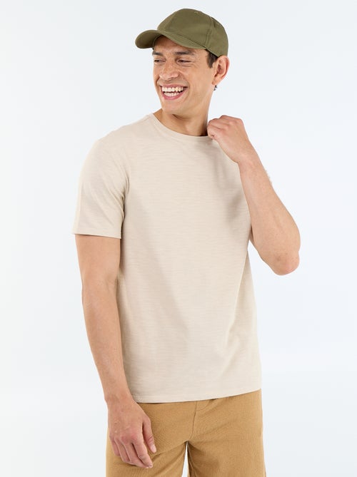 Camiseta lisa de manga corta - Kiabi Camiseta lisa de manga corta - Kiabi