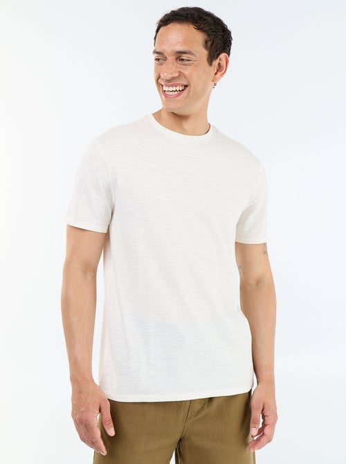 Camiseta lisa de manga corta - Kiabi Camiseta lisa de manga corta - Kiabi
